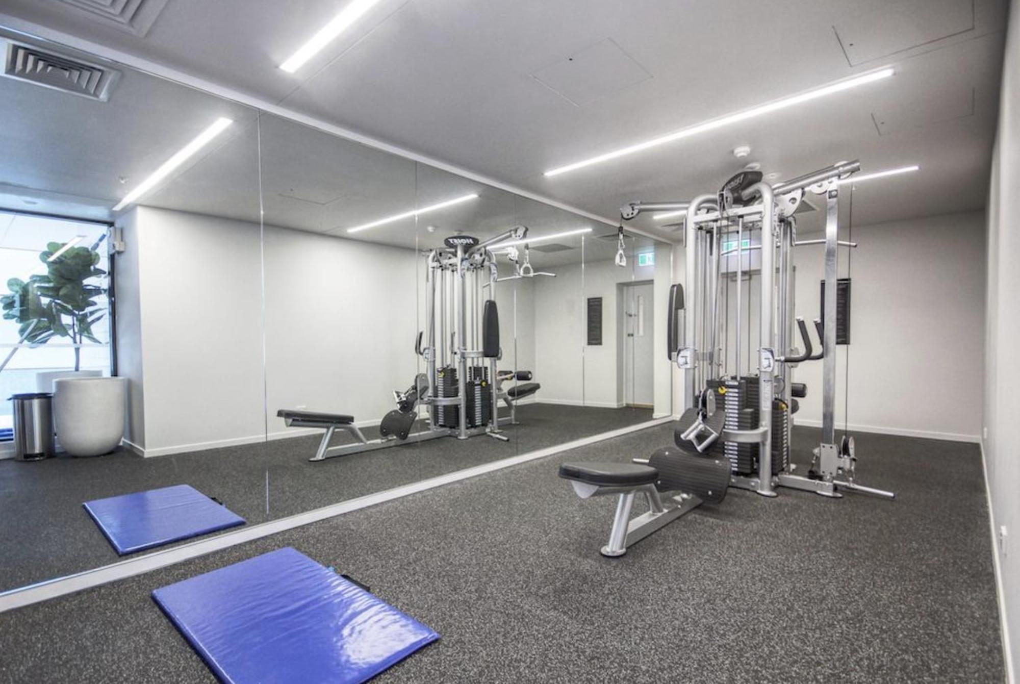 Top Floor Harbour View And Skytower View Apartment In Cbd 오클랜드 외부 사진