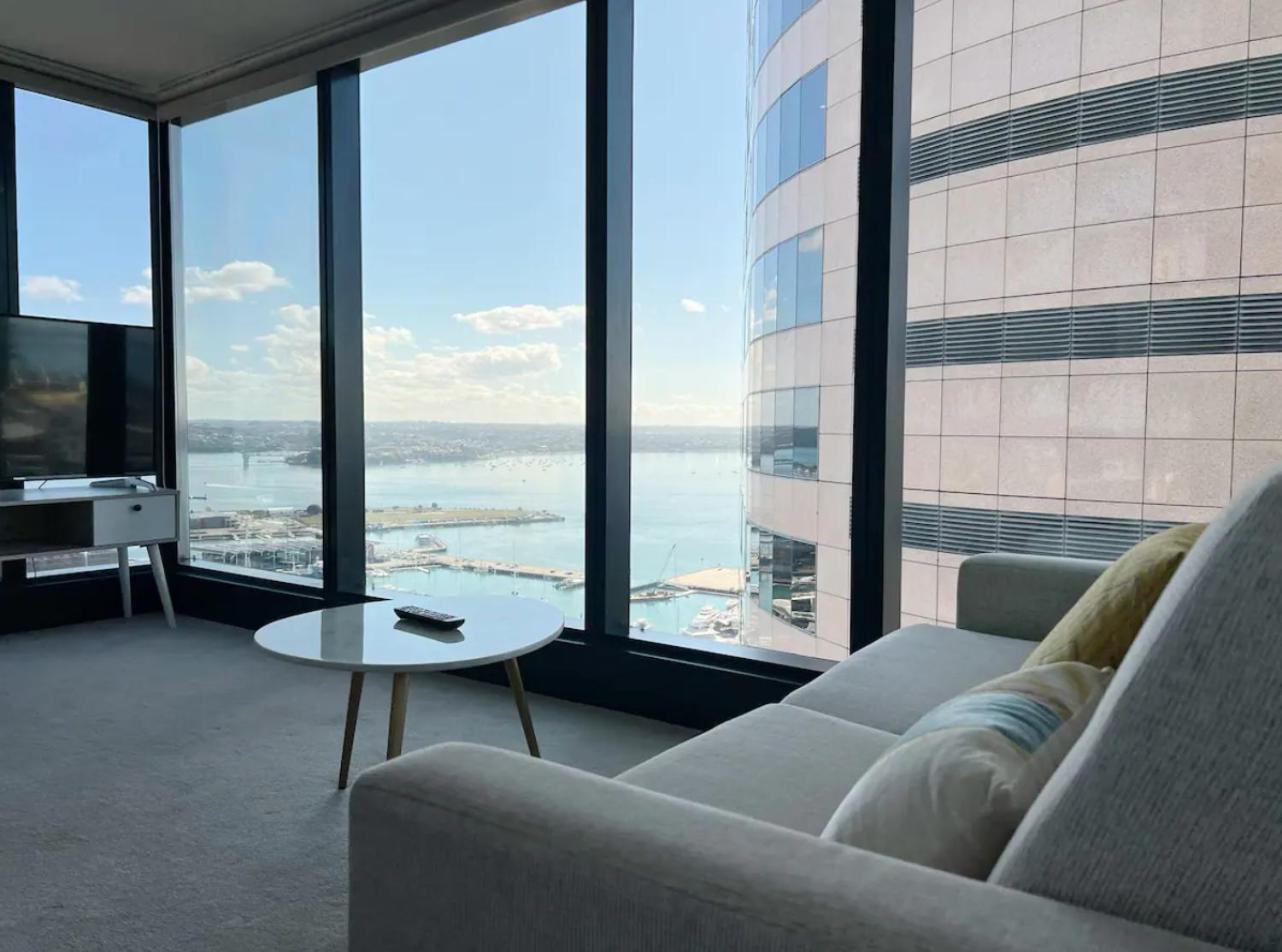 Top Floor Harbour View And Skytower View Apartment In Cbd 오클랜드 외부 사진