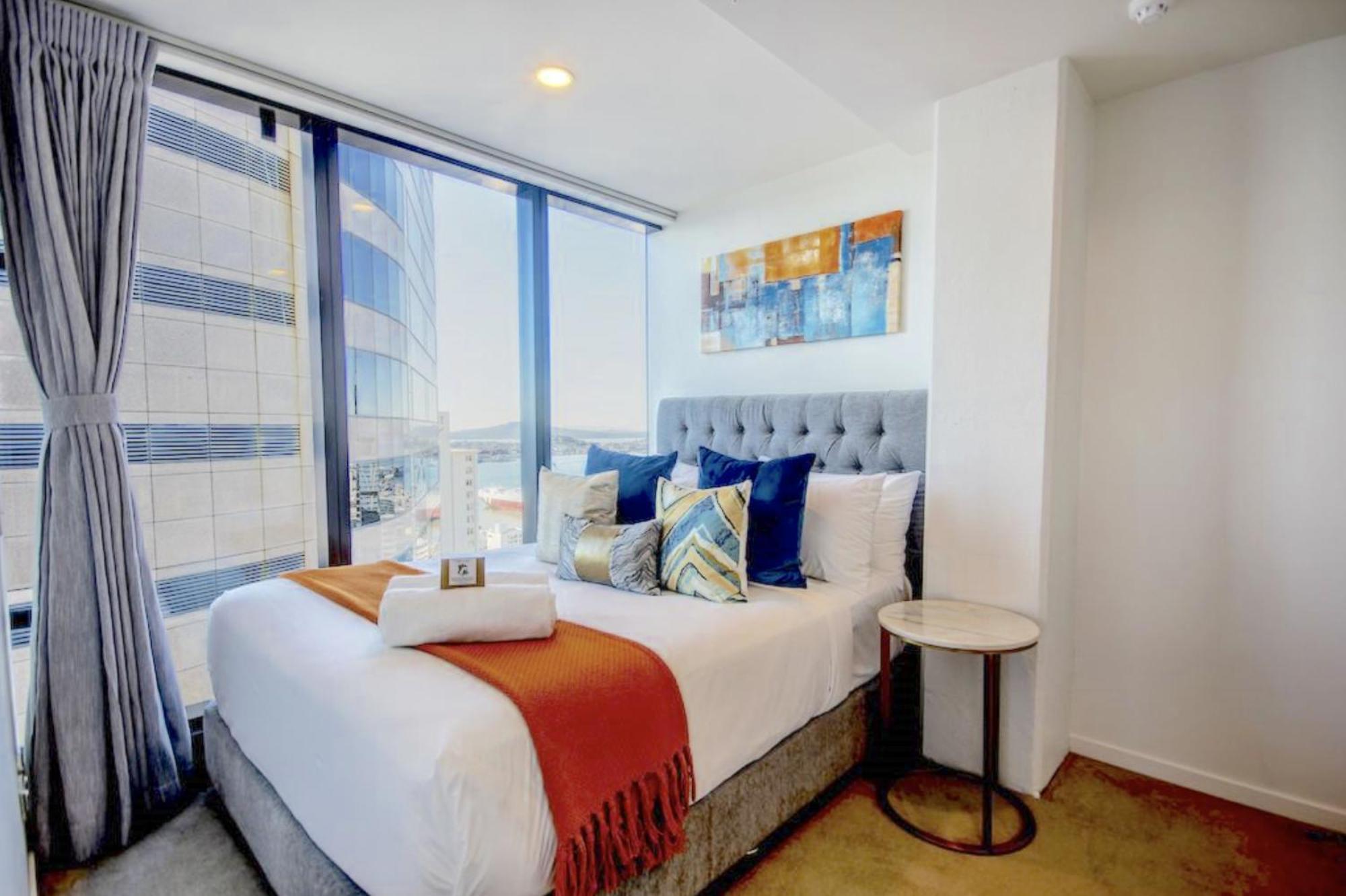 Top Floor Harbour View And Skytower View Apartment In Cbd 오클랜드 외부 사진